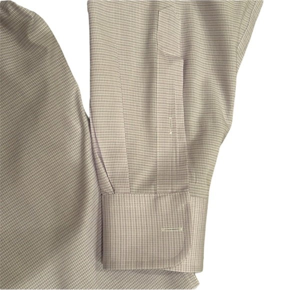 Jos. A. Bank Travelers Travel Tech Dress Shirt - Picture 4 of 5